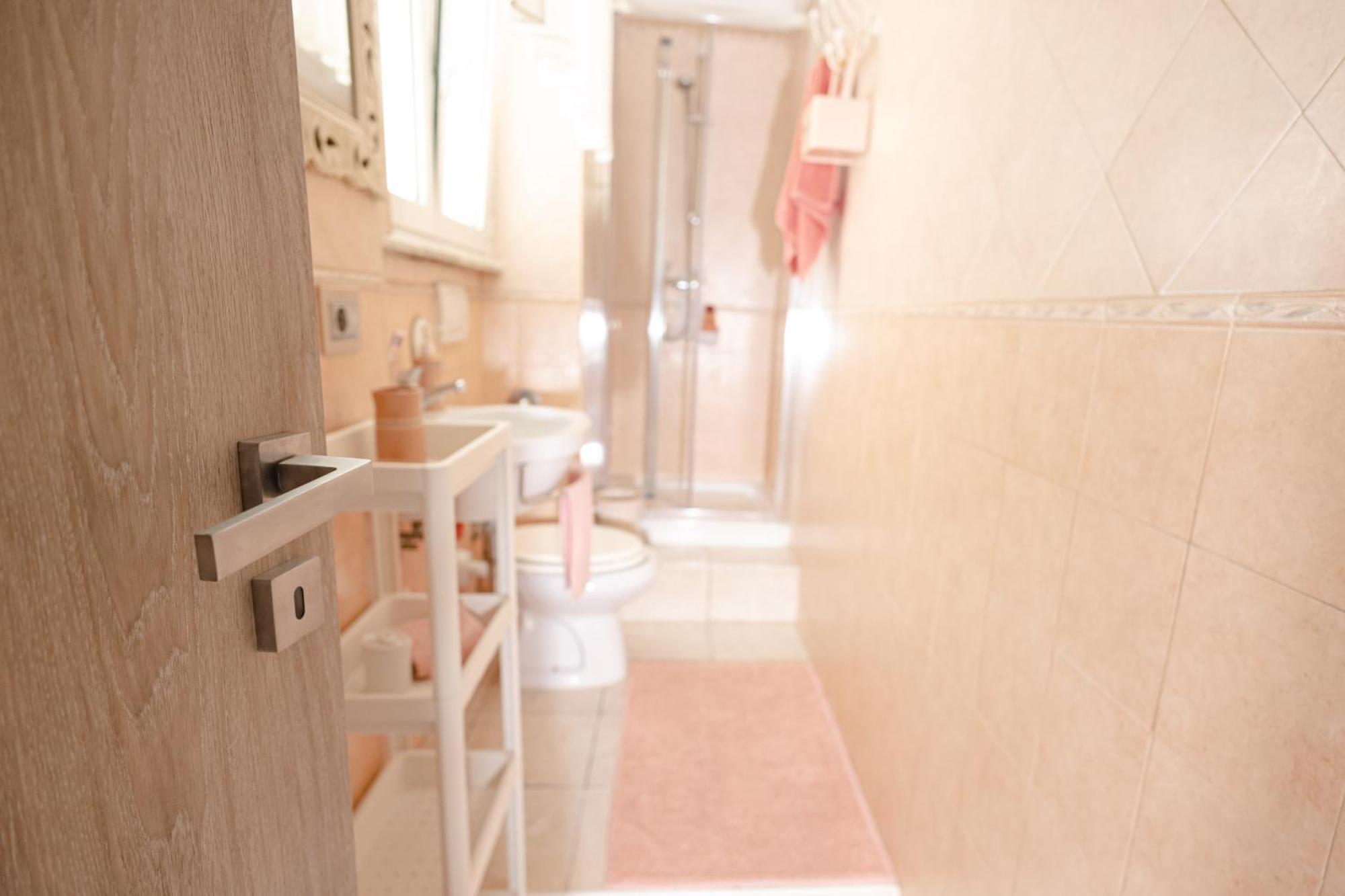 Delightful Apartment Close To The Center Lido di Ostia Kültér fotó